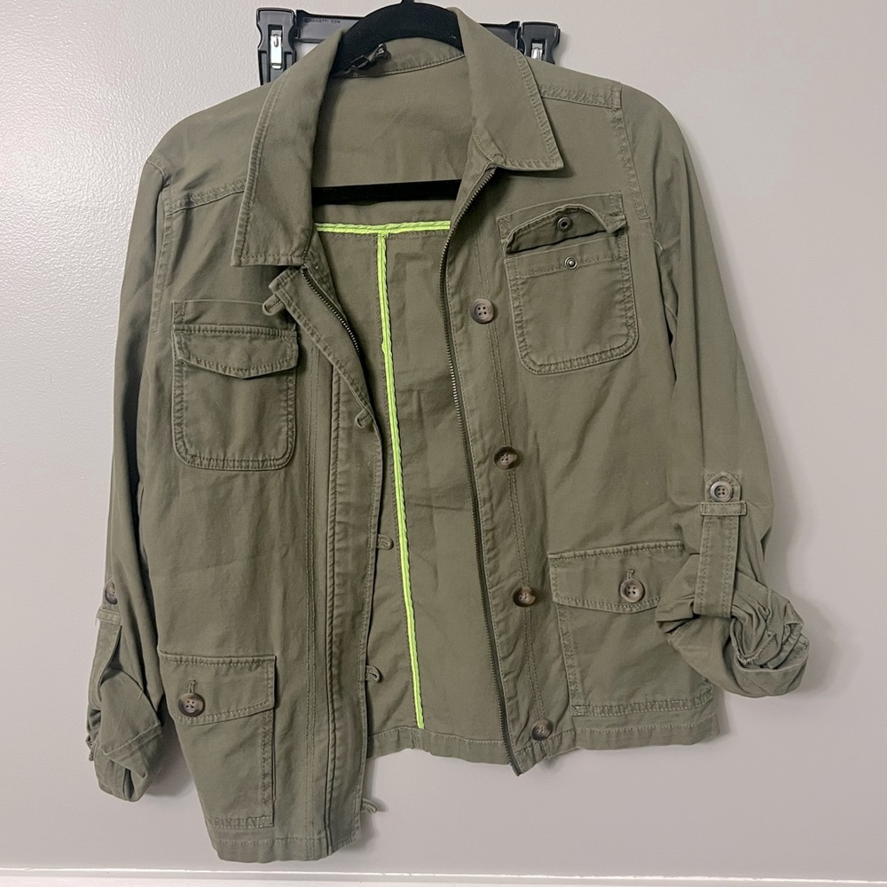 Express jacket. Size small.